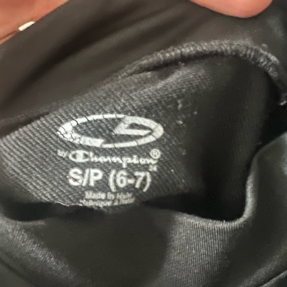 Size 6/7 C9 by Champion Hockey Undershirt/ Baselayer - Picture 4 of 6